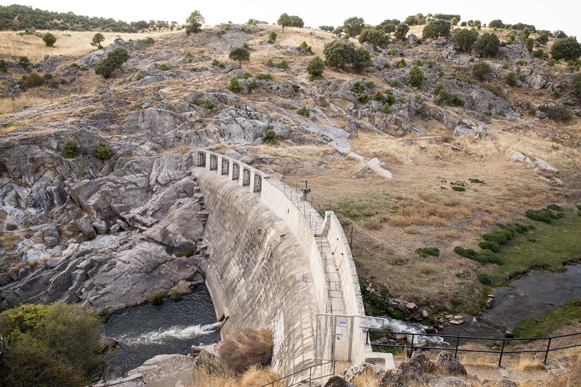 Presa del Grajal, a la altura de Colmenar Viejo.